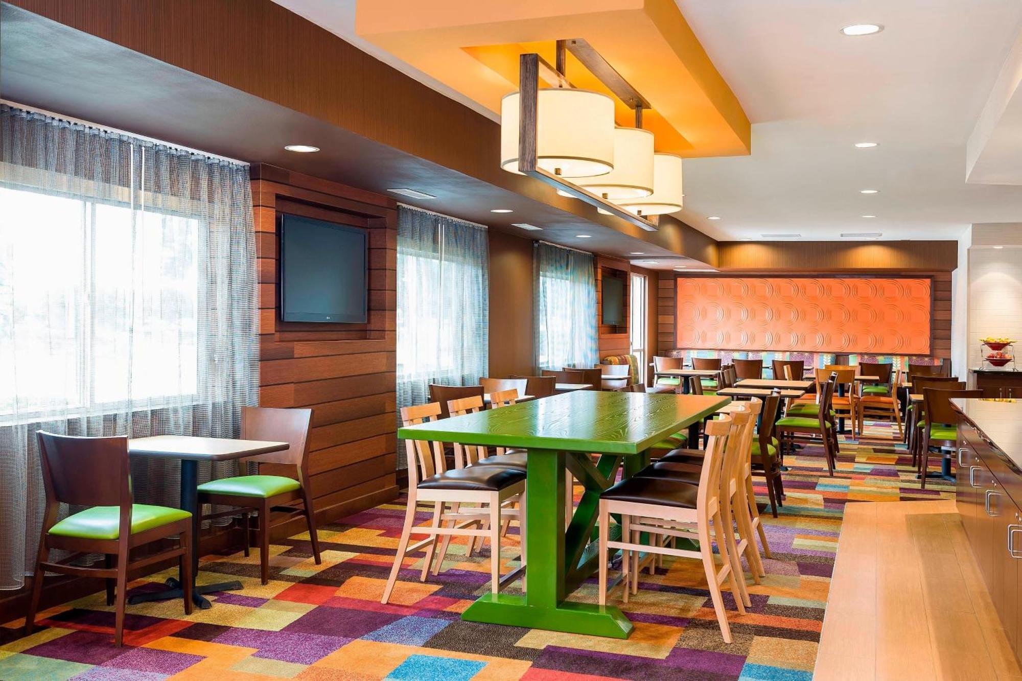 Fairfield Inn & Suites Dallas Park Central Zewnętrze zdjęcie