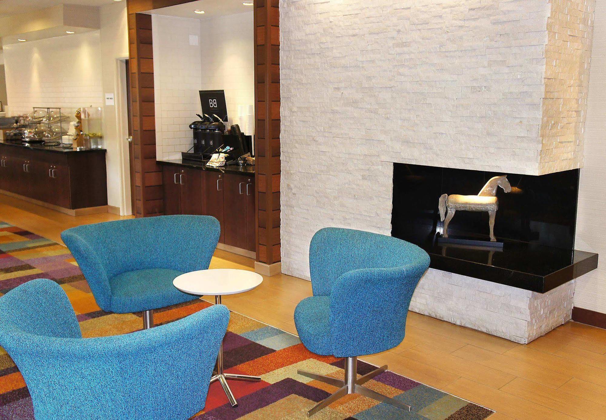 Fairfield Inn & Suites Dallas Park Central Zewnętrze zdjęcie